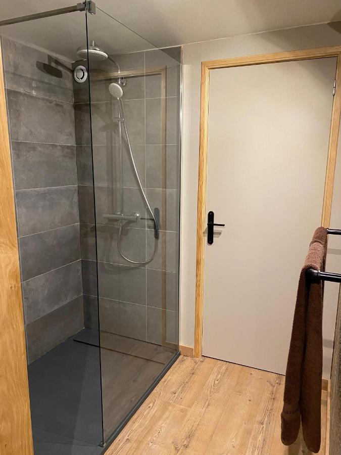 Le Petit Bleu Chambre D'Hotes Bourg-de-Visa 外观 照片